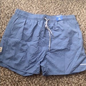 Men’s board shorts swim trunks